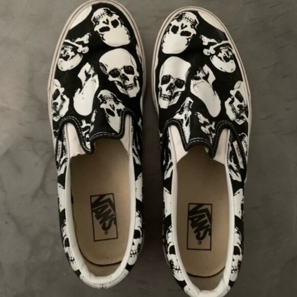 Vans Skull Shoes - Picture 1 of 2